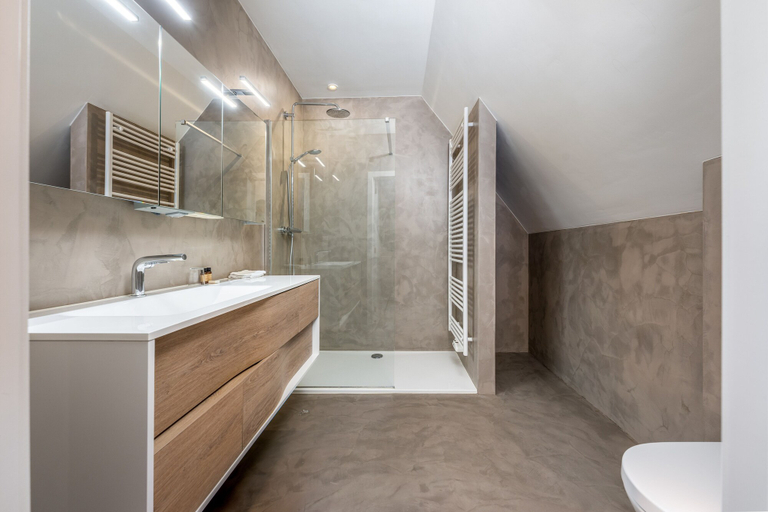 Bathroom 4, Loweide, West-Vlaanderen