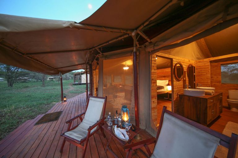 Others 4, Serengeti Acacia Central Camp, Serengeti
