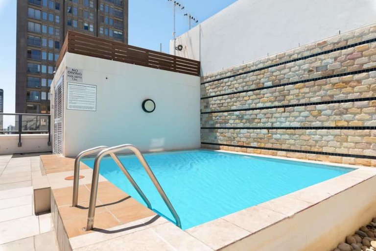 Sport & Beauty, 1 Bedroom Apartment With Roof Top Views, City of Cape Town