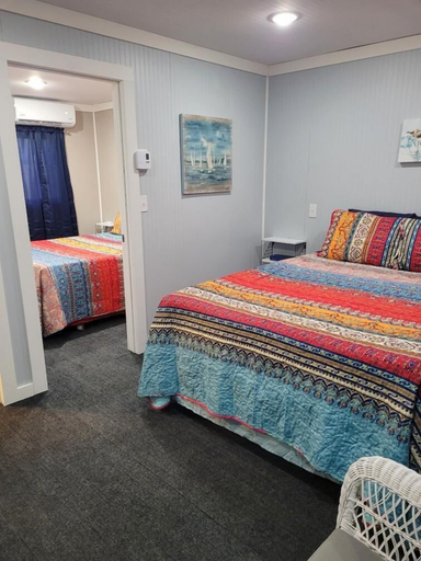 Bedroom 3, The Monarch Motel, Cheboygan