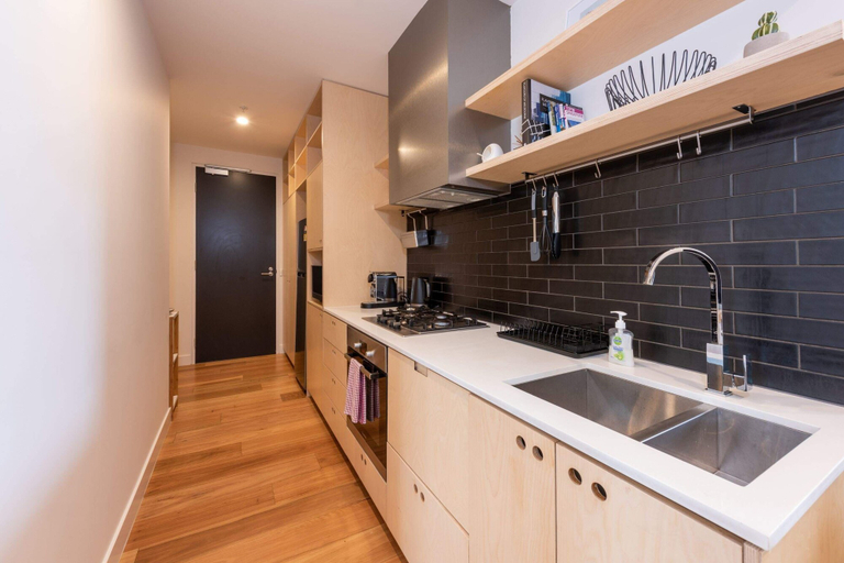 Others 3, Modern 1 Bedroom Apartment in Brunswick East Near CBD, Melbourne