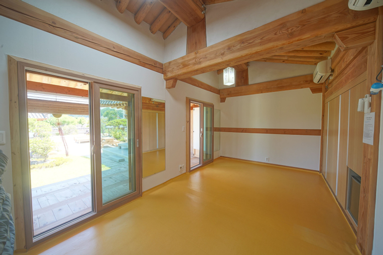 Gyeongju Hanok1st, Gyeongju