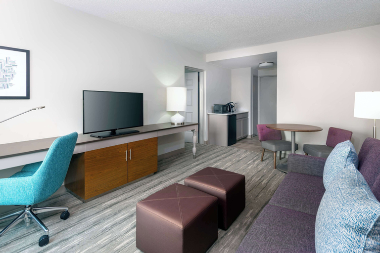 Bedroom 4, Hilton Garden Inn Charlotte Uptown, Mecklenburg