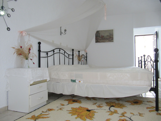 Bedroom 3, Castellino Studios, South Aegean