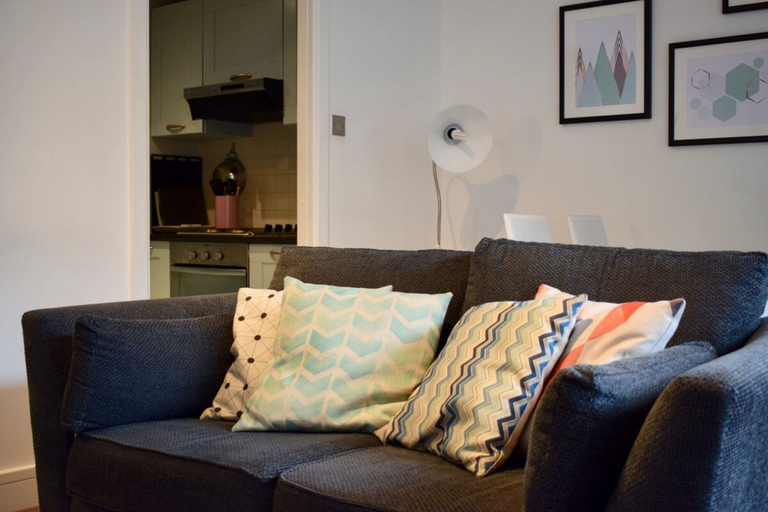 Others 3, Modern and Stylish Apartment by Grand Canal, Dublin