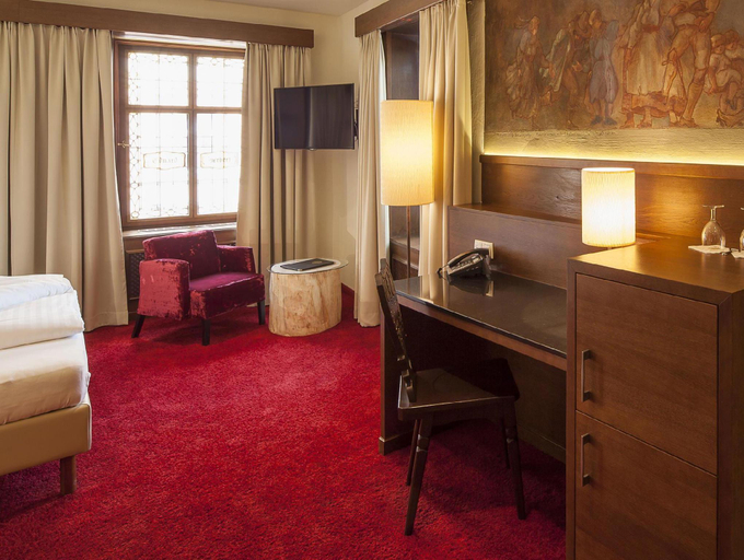 Bedroom 2, BEST WESTERN Plus Hotel Goldener Adler Innsbruck, Innsbruck