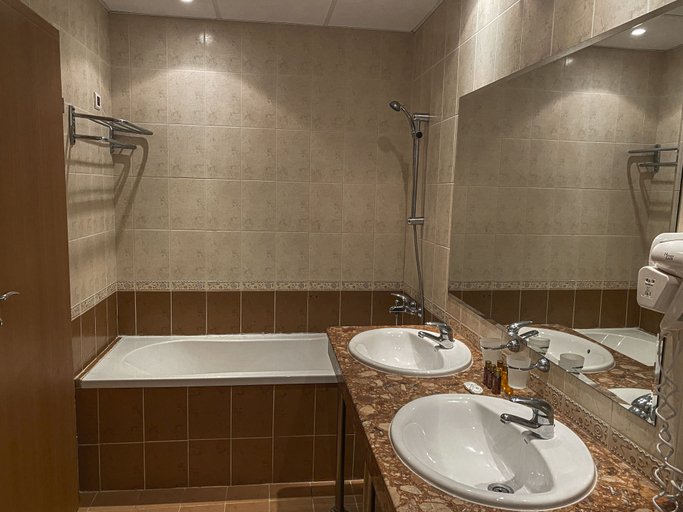 Bathroom 4, Helios Spa, Varna