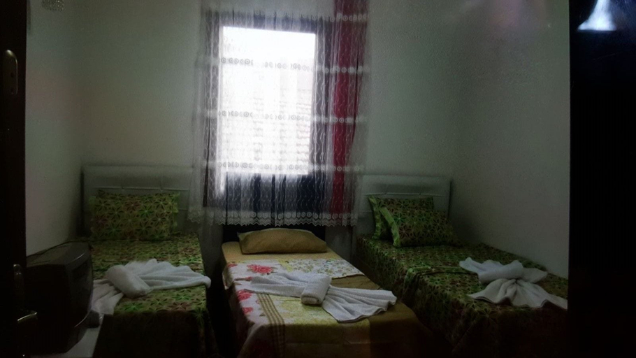 Bedroom 3, Kydonia Otel, Ayvalık