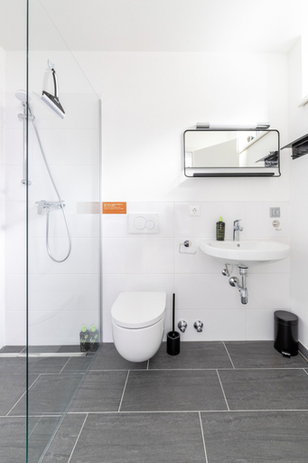 Bathroom 3, Limehome Klagenfurt Karfreitstraße, Klagenfurt