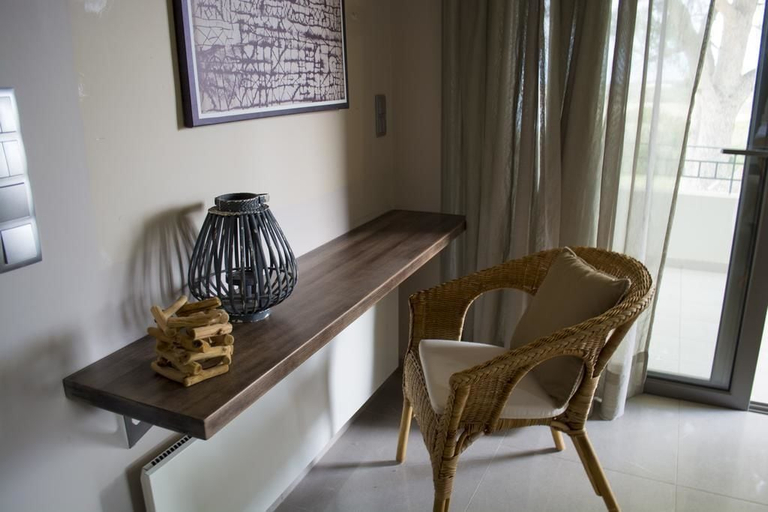 Others 5, Seafront House, Peloponnese