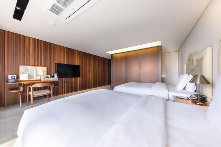 Bedroom 3, Bayhill Pool & Villa, Seogwipo