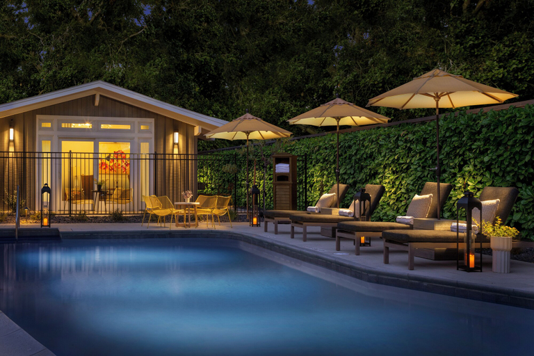 Sport & Beauty 5, The Cottages Hotel, San Mateo