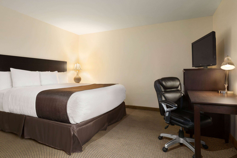 Bedroom 3, Days Inn by Wyndham Trois-Rivieres, Francheville