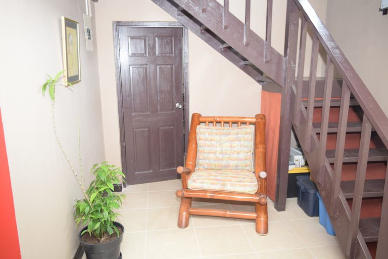 Others 4, New Kingston Guest Apt at Evans