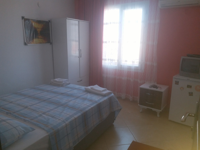 Bedroom 3, Kydonia Otel, Ayvalık
