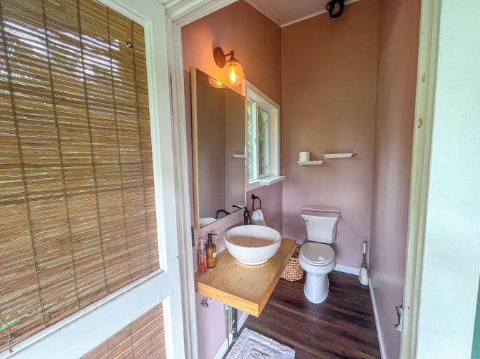 Bathroom 3, Gingerhill Farm Retreat, Hawaii