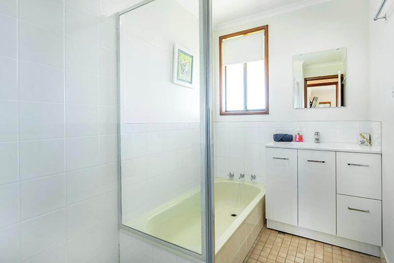 Bathroom, Cable's Beach House, Gingin