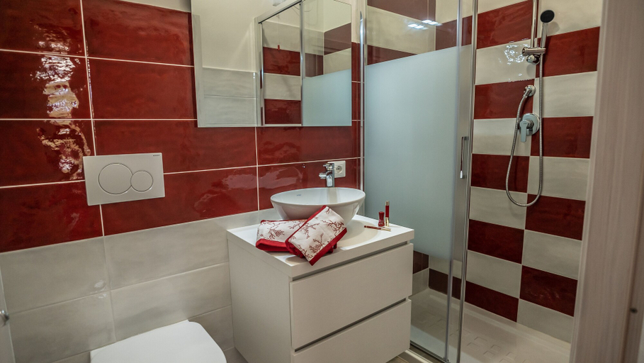 Bathroom 4, Boss guest house, Sassari