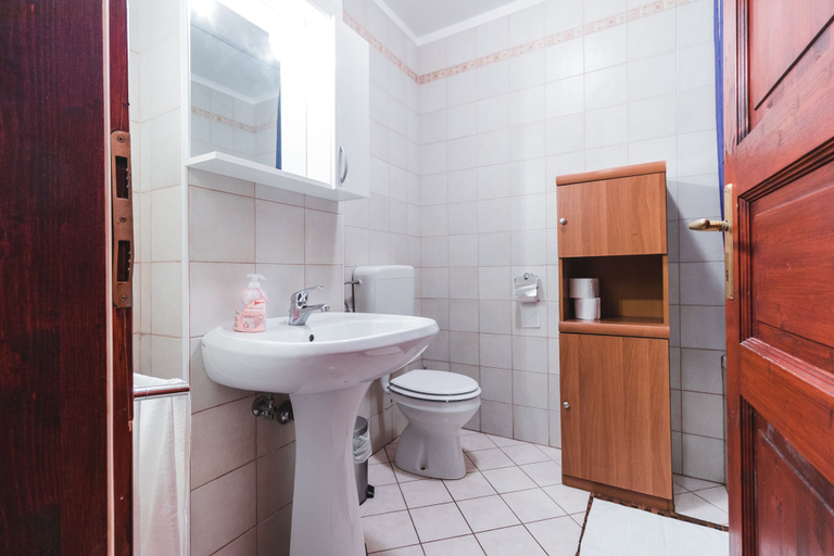 Bathroom 3, Apartments Pri Mari, Piran