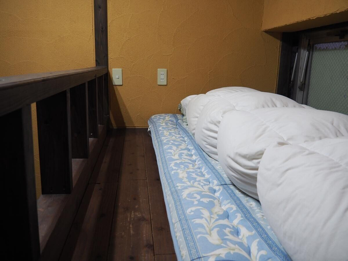 Bedroom 2, Sudomari Minshuku Friend - Hostel, Yakushima
