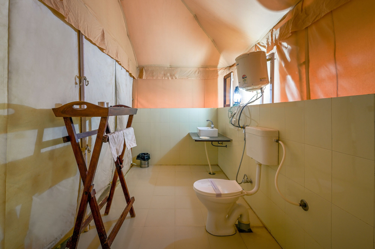 Bathroom 3, Wind Desert Camp, Jaisalmer
