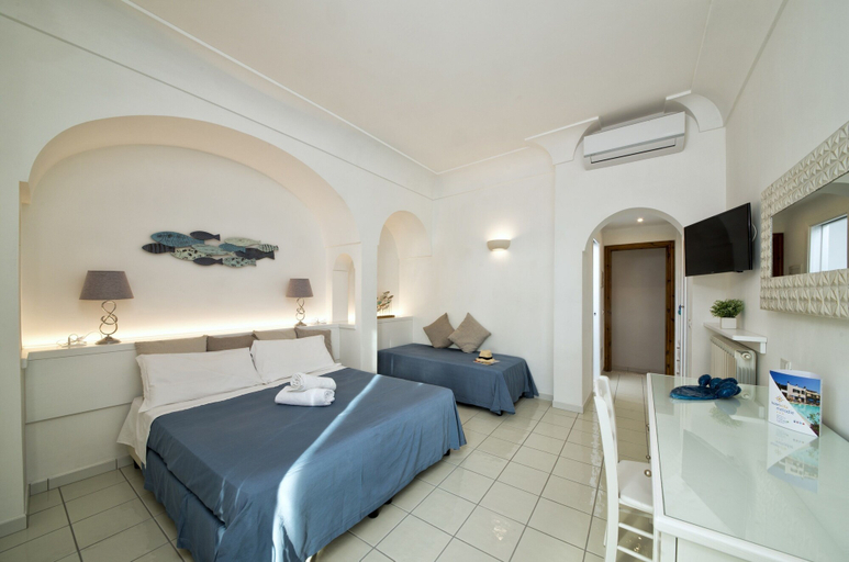 Bedroom 2, Hotel Villa Melodie - Adults Only, Napoli