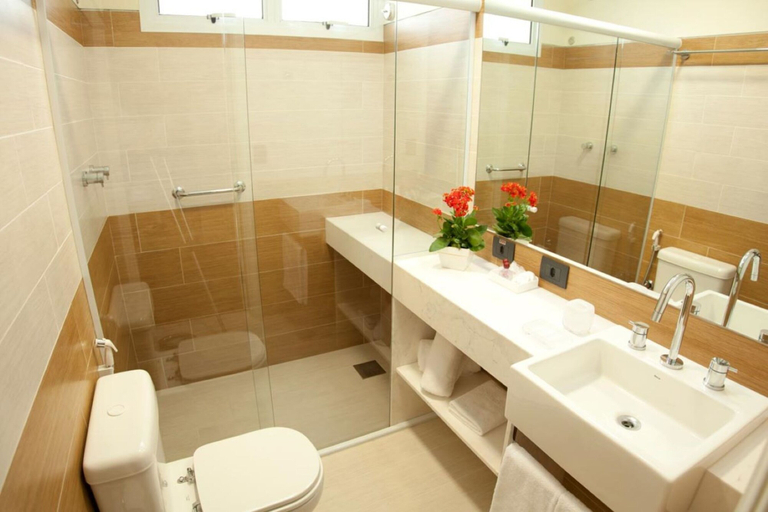 Bathroom 3, LS Villas Hotel & SPA, Águas de São Pedro