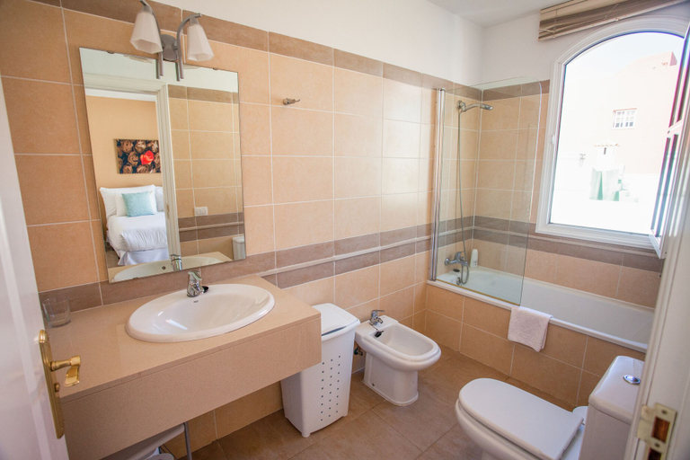 Bathroom 3, Coral Los Silos - Your Natural Accommodation Choice, Santa Cruz de Tenerife