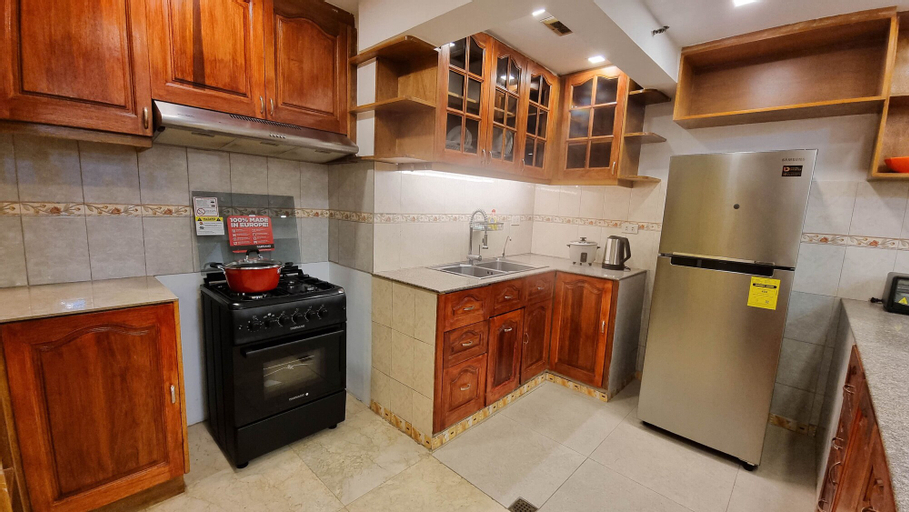 Dining Room 10