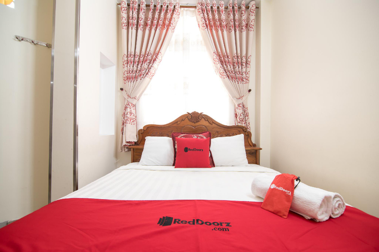 Bedroom 3, RedDoorz Plus near Nguyen Trai Street, Quận 1