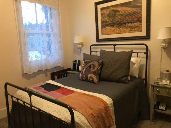 Bedroom 3, Hotel Sutter, Amador