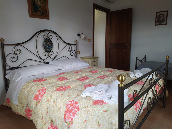 Bedroom 3, Agriturismo Terre Vineate, Ascoli Piceno