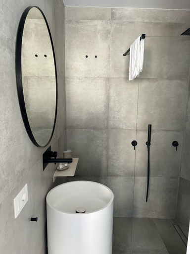 Bathroom 5, Don Diego Luxury Rooms, Messina