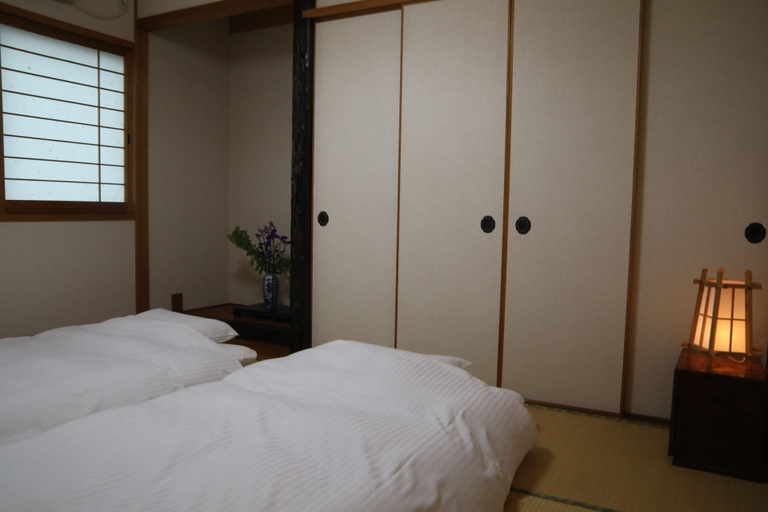 Bedroom 2, Stay Omihachiman Ekimae Inn, Ōmihachiman