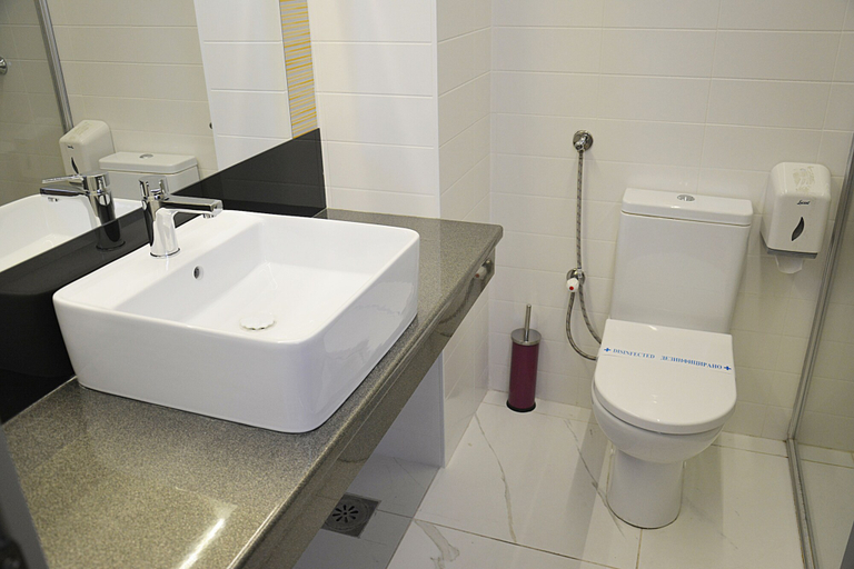Bathroom 4, Hotel De KOKA