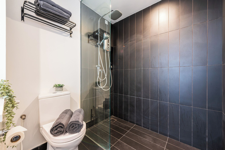 Bathroom 3, 4Pax Studio with Magnificent View PJ SS2, Petaling Jaya