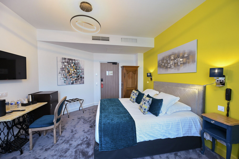 Bedroom 15