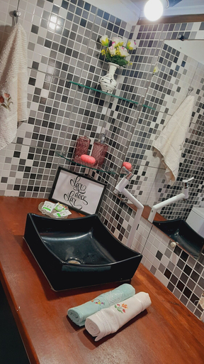 Bathroom 2, Casas Vasconcelos, Itacaré