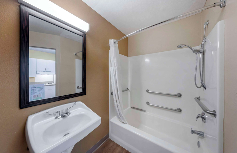 Bathroom 4, Extended Stay America Suites Orange County Katella Ave, Orange