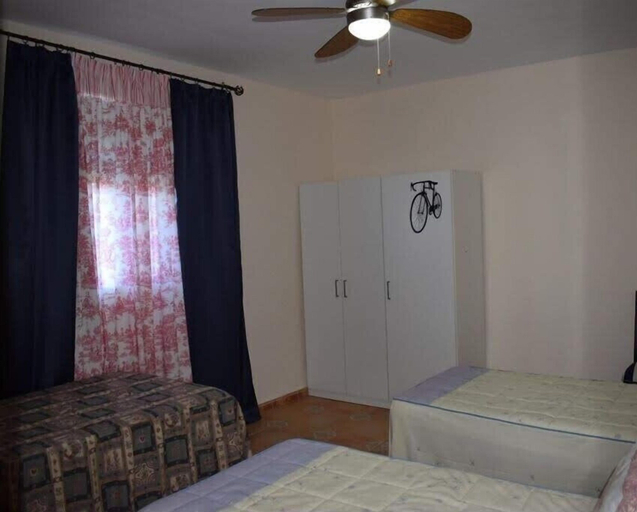 Bedroom 2, Casa Rural El Manantial, Badajoz