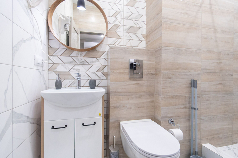 Bathroom, More Apartments na Estonskoy 37, Sochi gorsovet