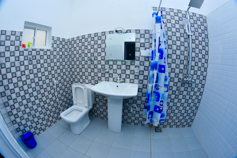 Bathroom 5, Nebula Residence, Negombo