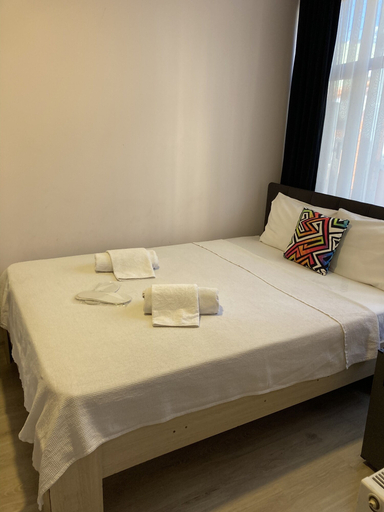 Bedroom 4, Moonlight Ay Isigi, Merkez