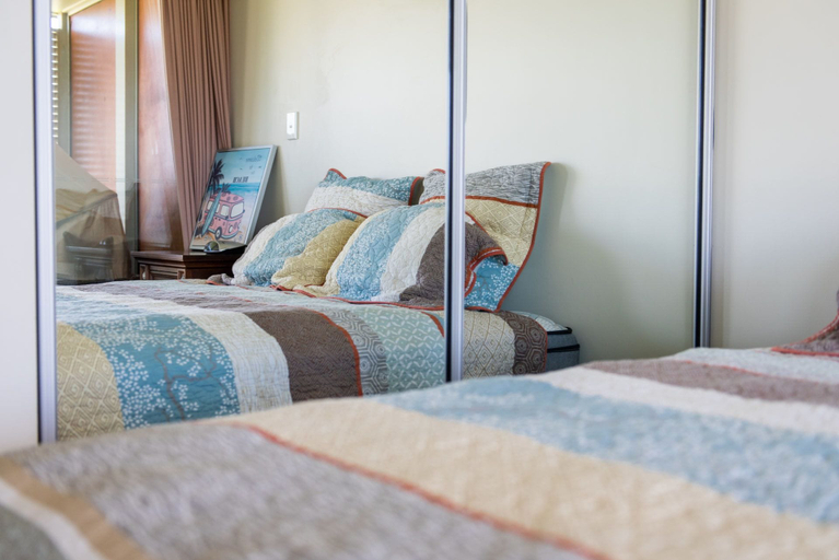 Bedroom 2, Candlelight - Airlie Beach, Whitsunday