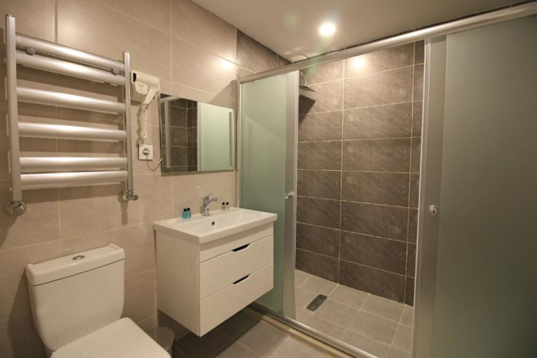 Bathroom 4, ZAM-ZAM, Baku
