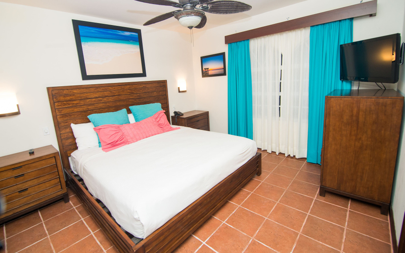 Bedroom 4, Mayan Princess Beach & Dive Resort - All Inclusive, Roatán