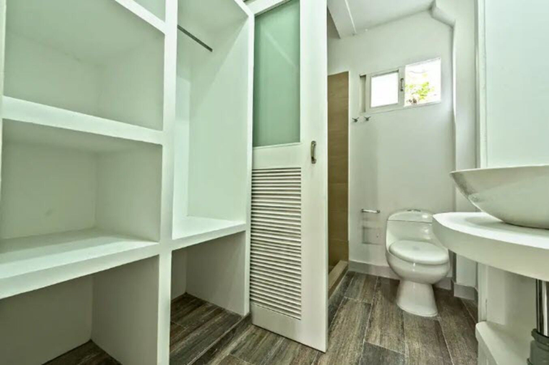 Bathroom, Santo Domingo Condos by Velvet Luxury, Cartagena de Indias