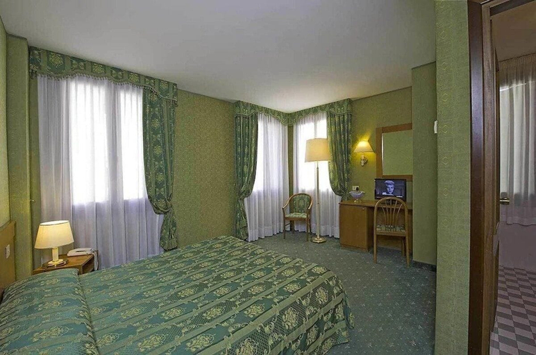 Bedroom 3, Hotel Nazionale, Venezia