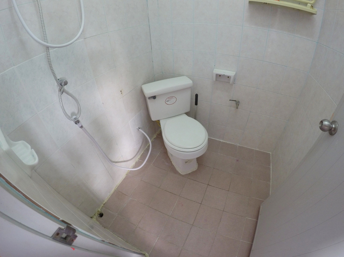 Bathroom 4, Tanyaporn House, Ko Phangan