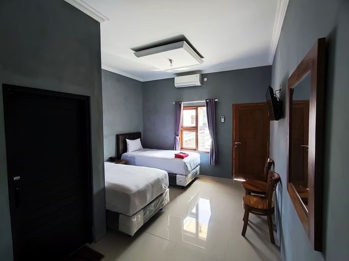 Bedroom 2, Hotel Cibening Purwakarta, Purwakarta